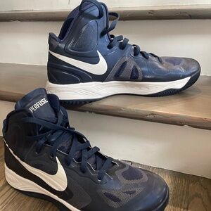 Nike HYPERFUSE sneakers Mens 12 excellent condition RARE